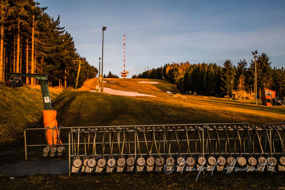T-bar lift on the slope of the skiing area