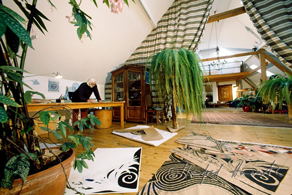 textile artist VESNA in her studio