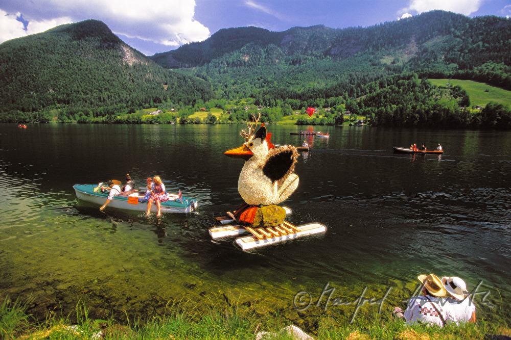 Boatparade on Grundl-lake