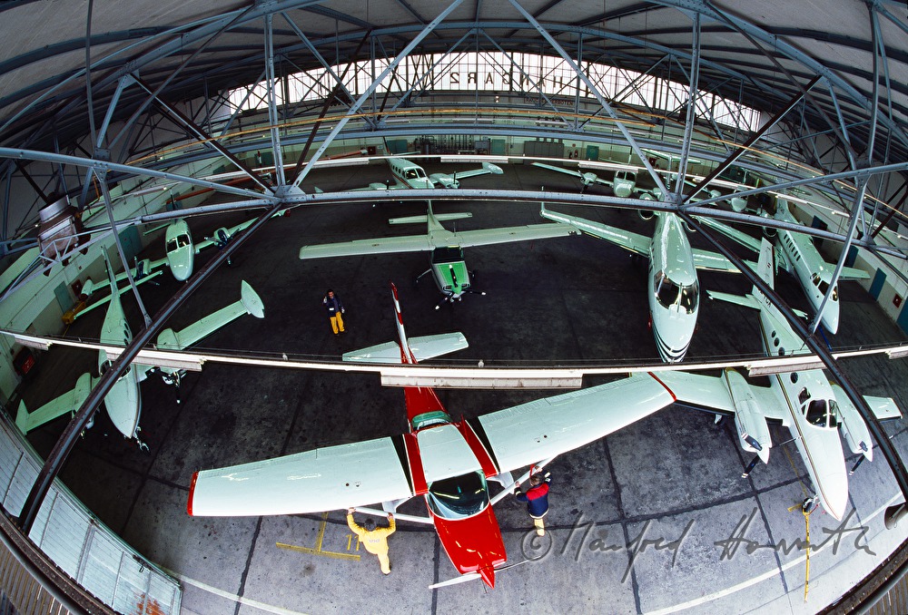 hangar for smaller planes