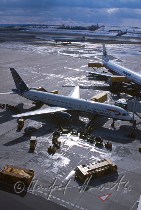 Airport Vienna, airplanes at the pier.