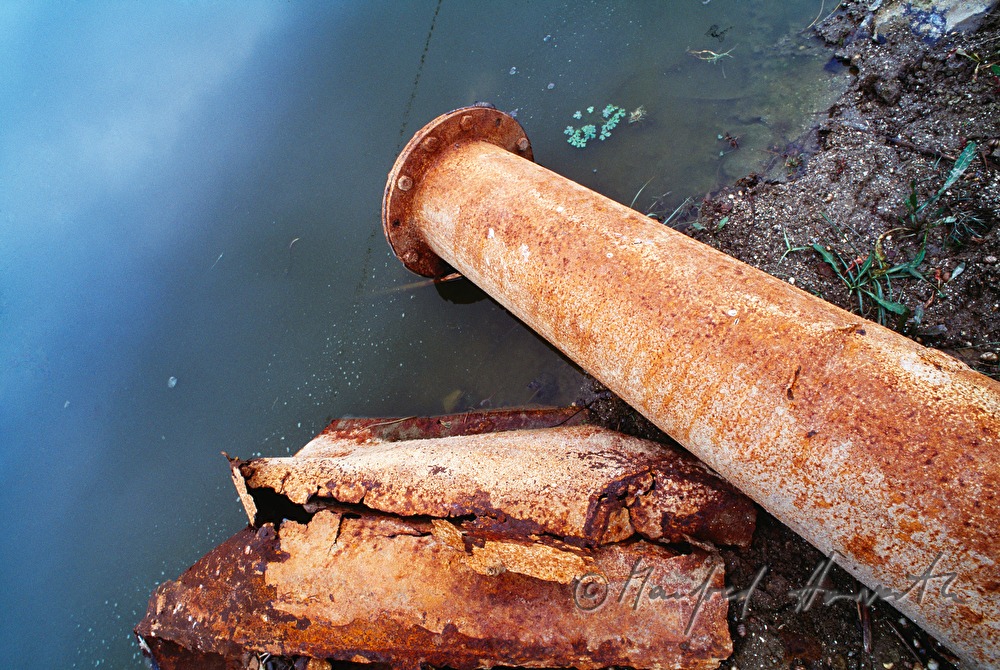 rusty pipes at the ship graveyard