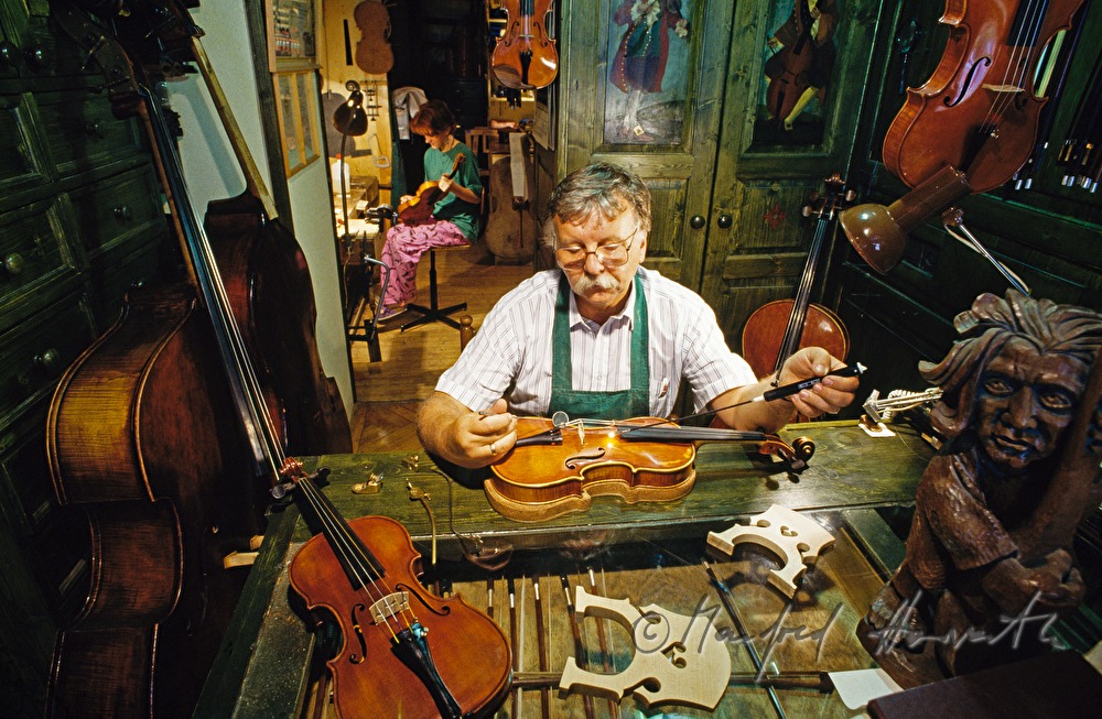 maestro Tibor Semmelweis on his desk