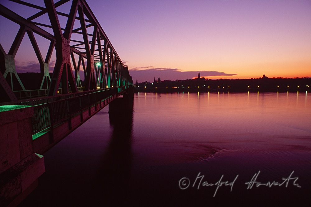 Beszedes Jozsef Bridge and old town