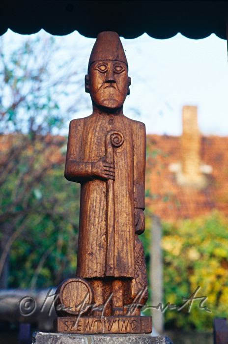 sculpture in front of a vintner's house