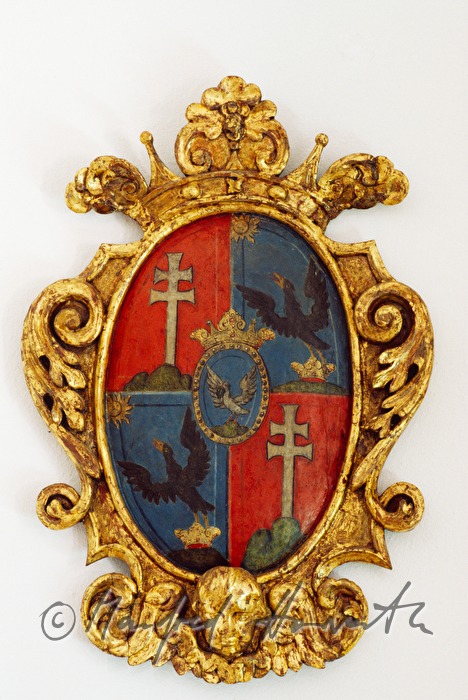 family crest of the Széchenyi