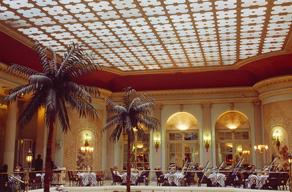 Hotel Waldorf, tearoom