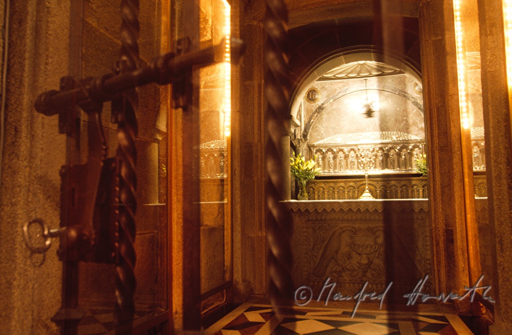 reliquary shrine of the Apostle James