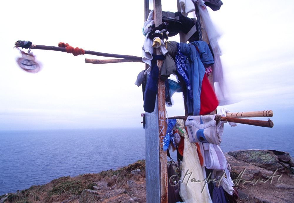 pilgrim leave personal stuff on the end of the pilgrim on the end of the camino