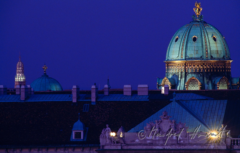 Michaelerkuppel and Kirche Maria am Gestade