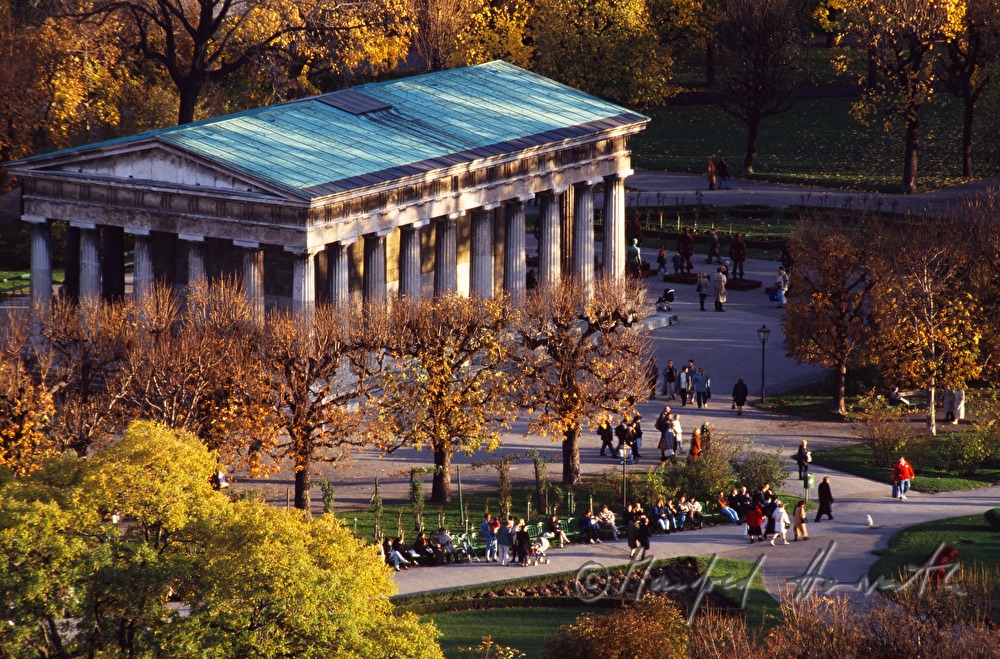 Theseustempel in the Volksgarten