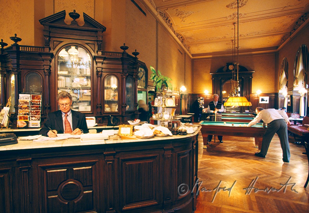 Cafe Sperl, reception desk and billard room