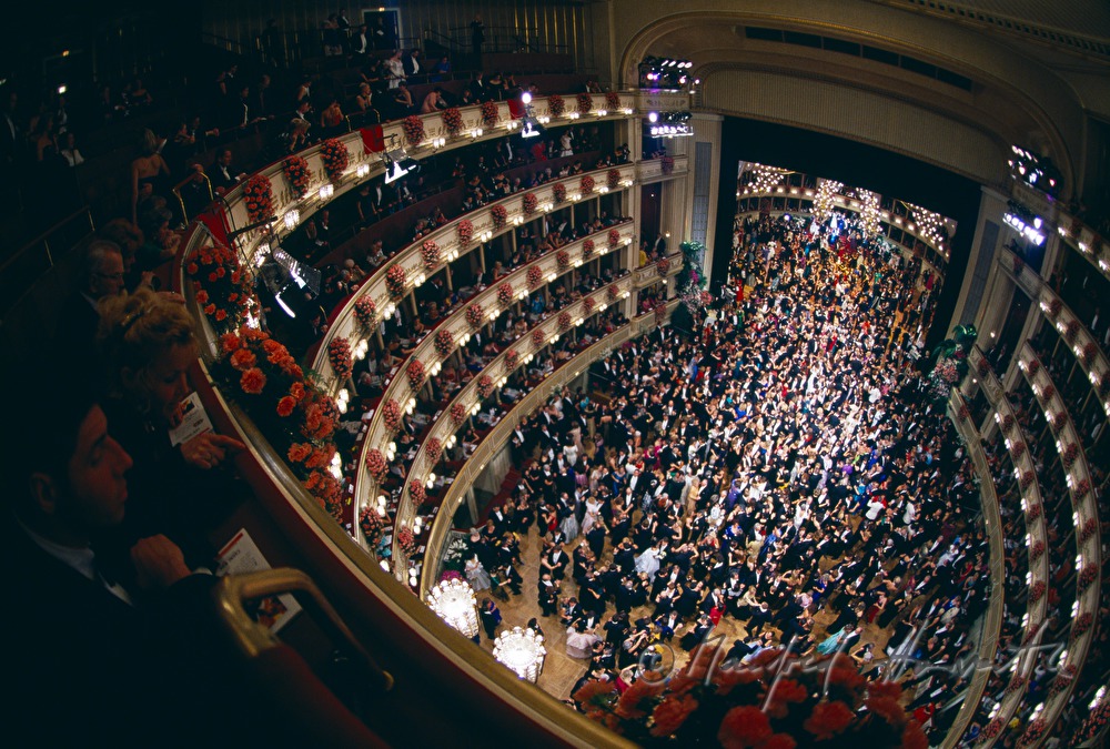 opera ball, view from the gallery