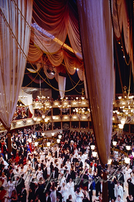 dancers at the opera ball dance the polonaise
