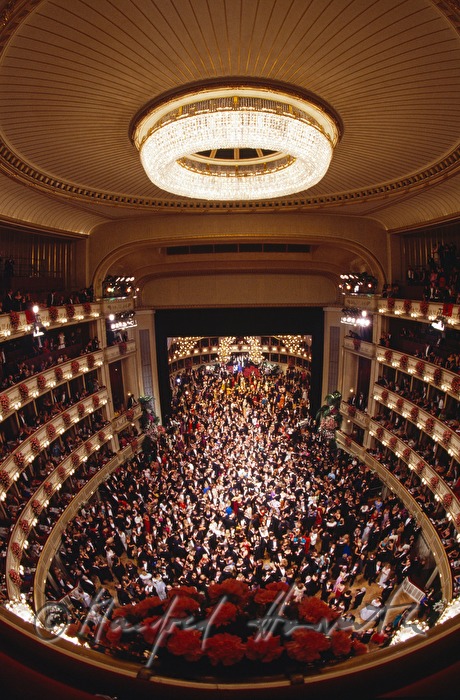 view from the last floor to the opera ball