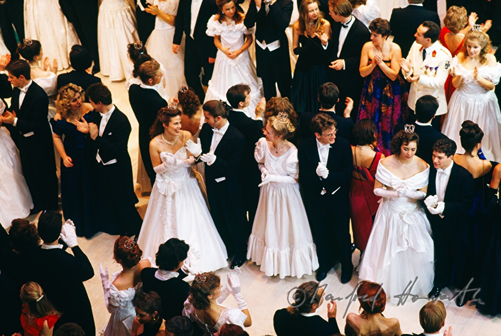 dancers at the opera ball dance the polonaise