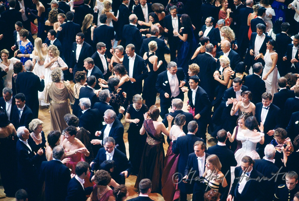 dancers at the opera ball dance the polonaise