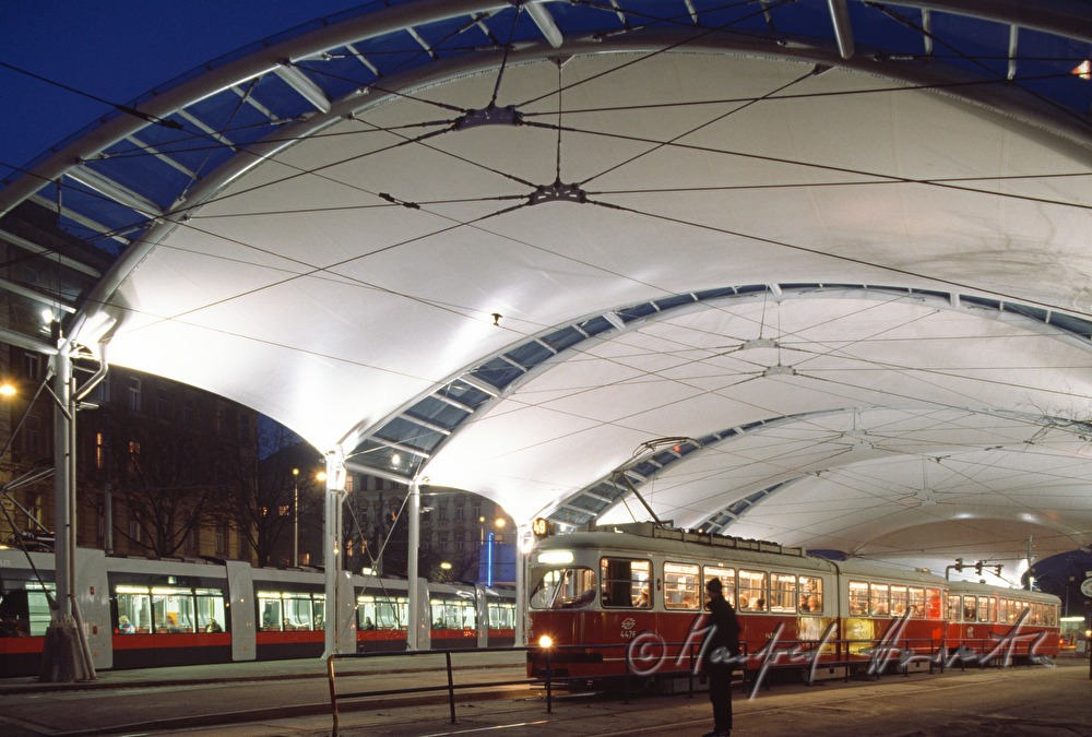 tramway station with a tentlike roofing