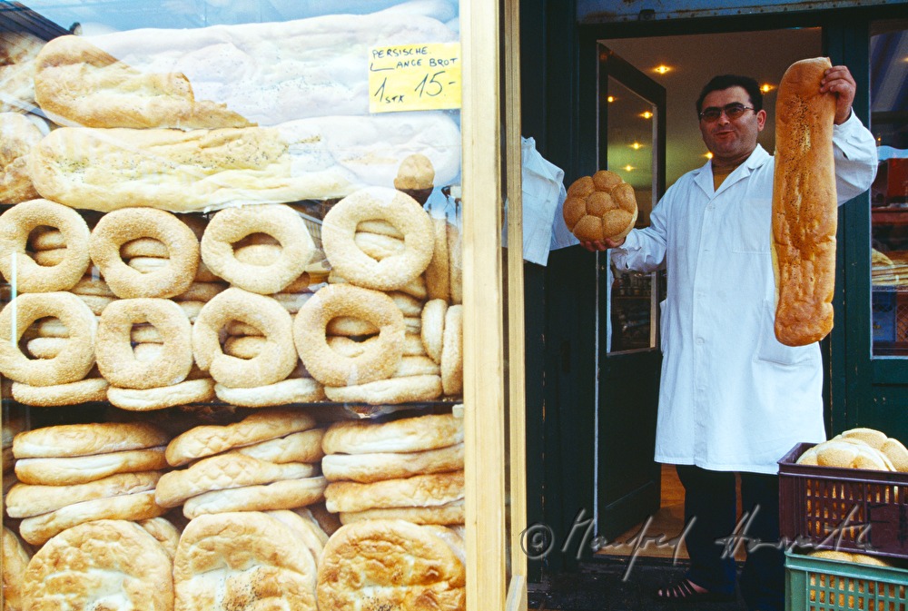 market stand for Turkish Bread