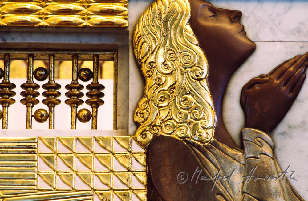 Otto Wagner Church (Kirche am Steinhof, Church St. Leopold), detail of the altar