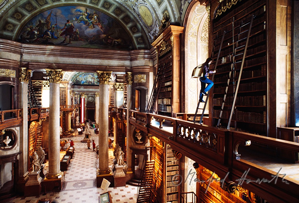 large ceremonial room of the Imperial Library
