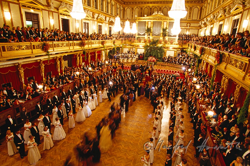 dancers at the Philharmonikerball