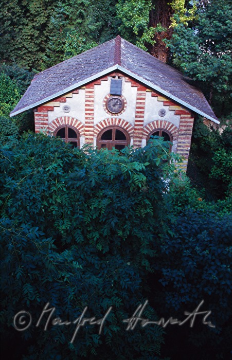 Salettl (tiny chalet) in the inner courtyard