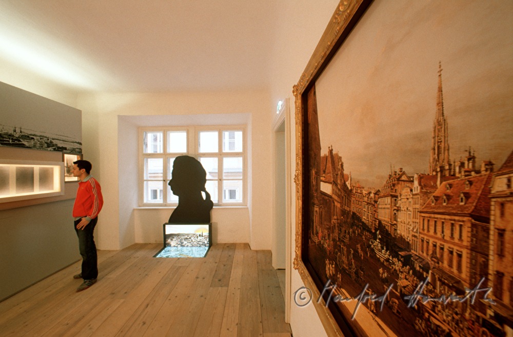 painting with old Vienna, Mozart bust