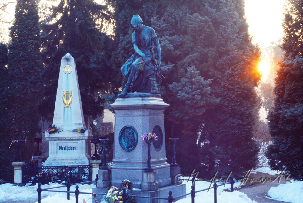 grave of  Wolfgang Amadeus Mozart