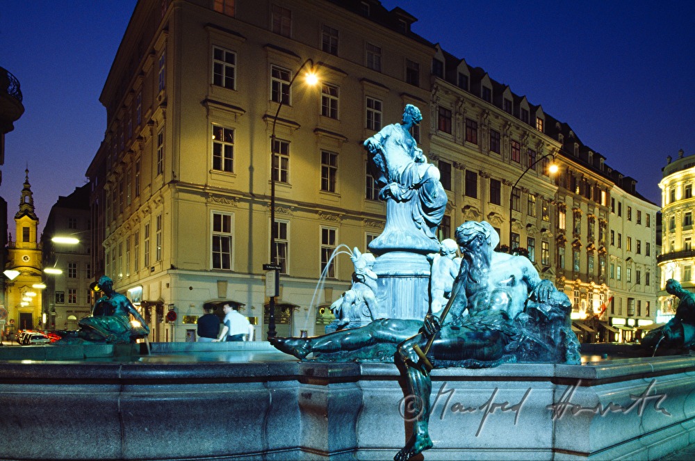 Donnerbrunnen (Providentiabrunnen)