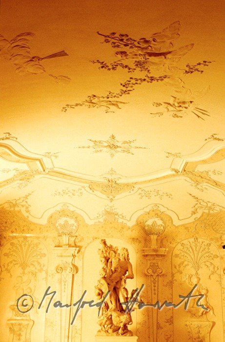 sala terrena, sculpture of Prince Eugen von Savoyen