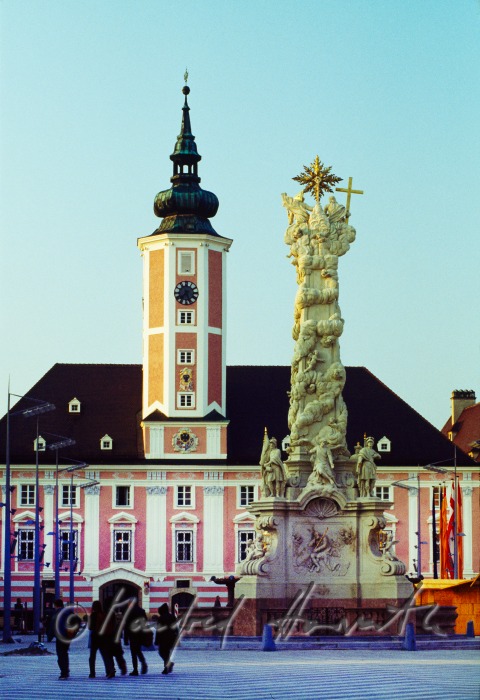 Town Hall, and Trinity Column
