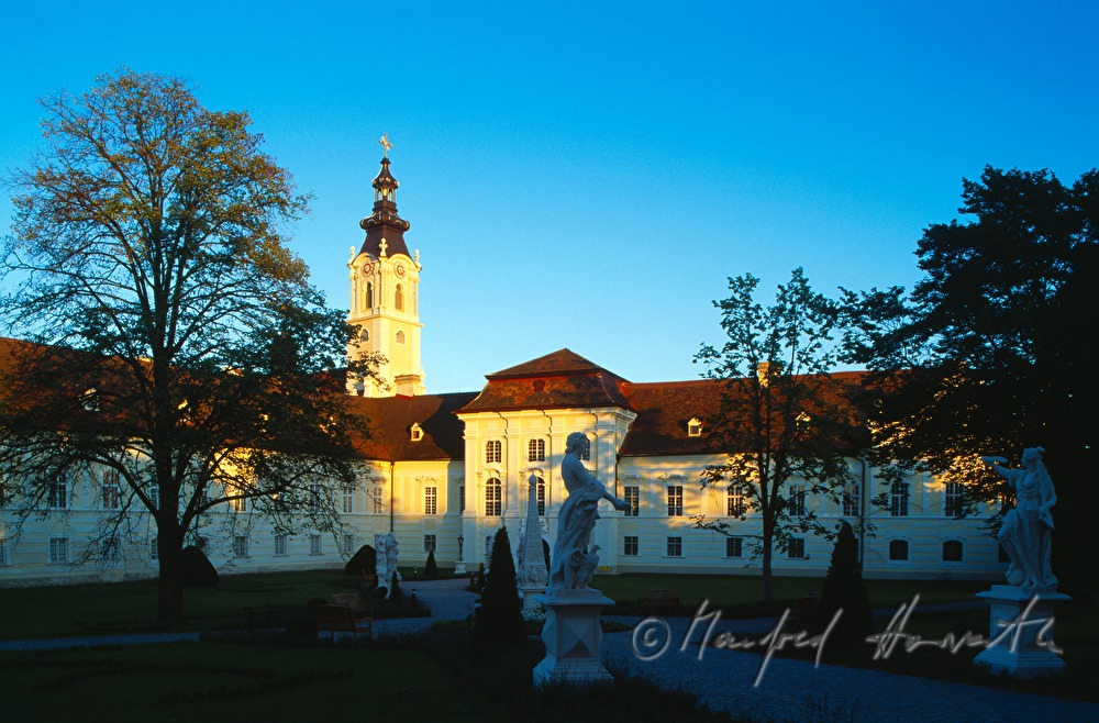 benedictine monastery Stift Altenburg