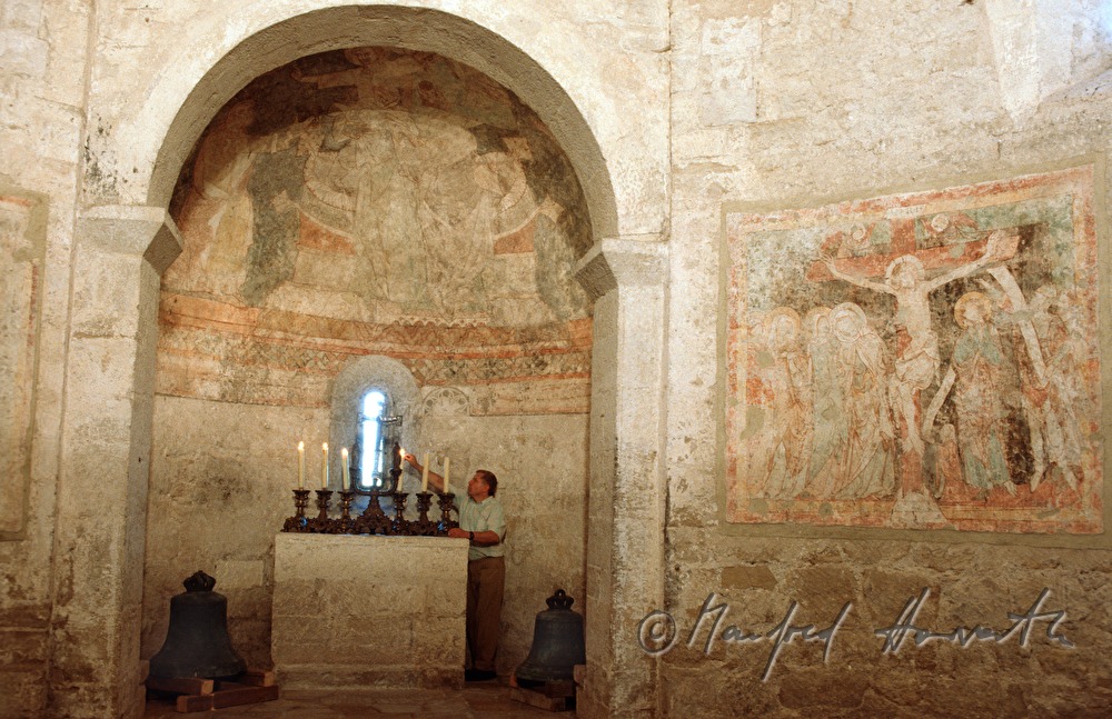 chapel over bone house, romanesque altar