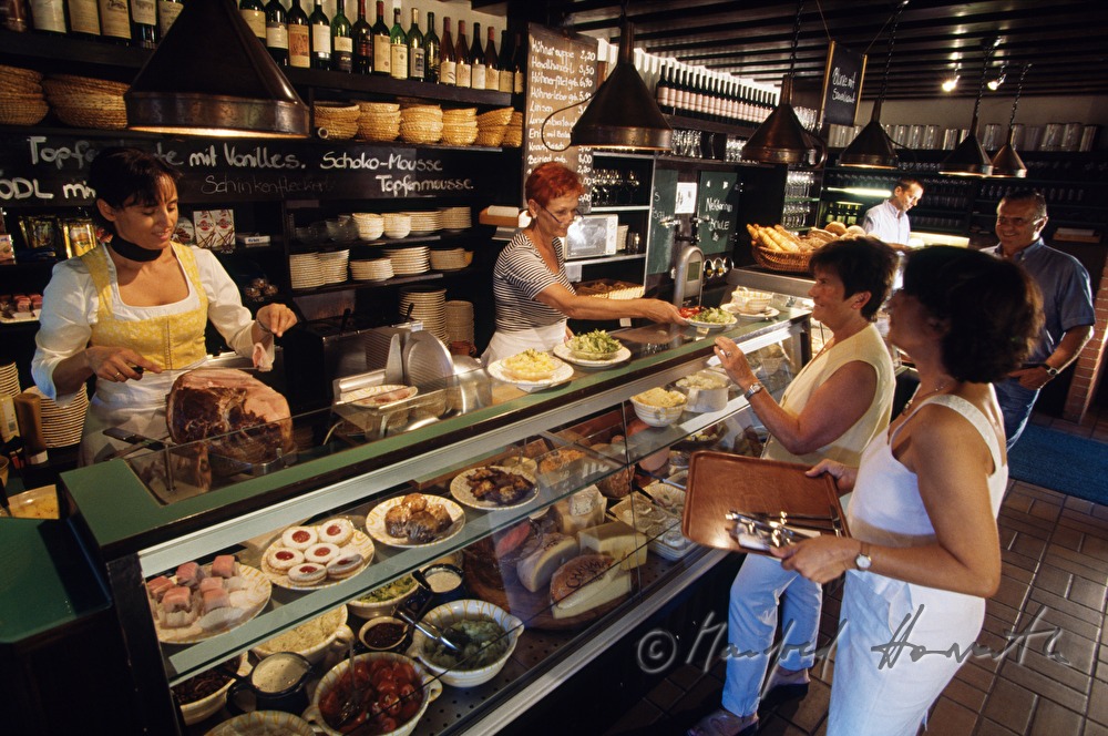 wine tavern Fischer, self-service showcase