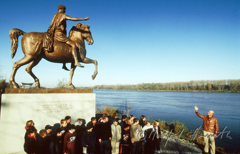 Danube, Marc Aurel Monument