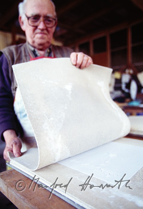 making of deckle-edge paper