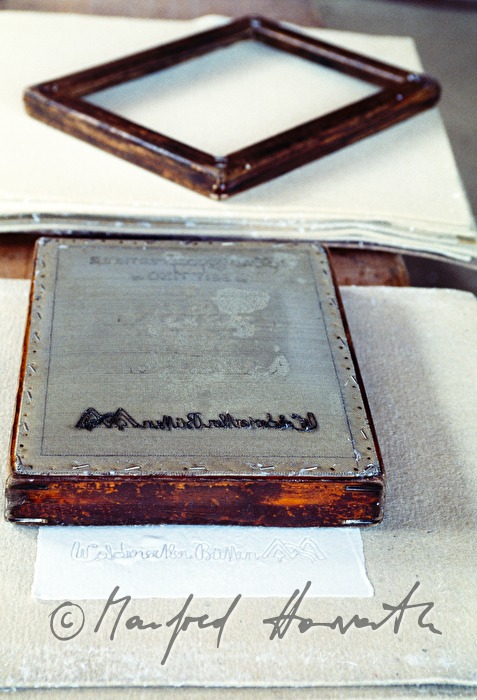 making of deckle-edge paper