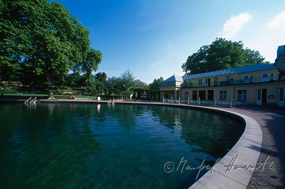 thermal swimming pool and bath house at 