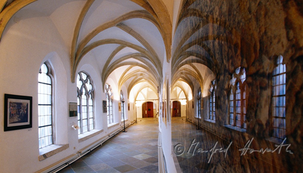 Stadtmuseum, ribbed vault in the gangway