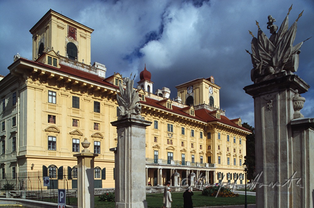 pillars of the Main Gate to Esterhazy Square