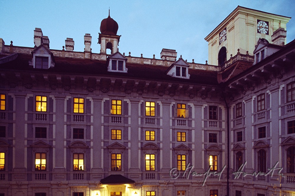 the inner courtyard with concert illumination