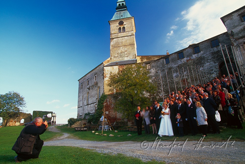 marriage on the fortress (group photo)