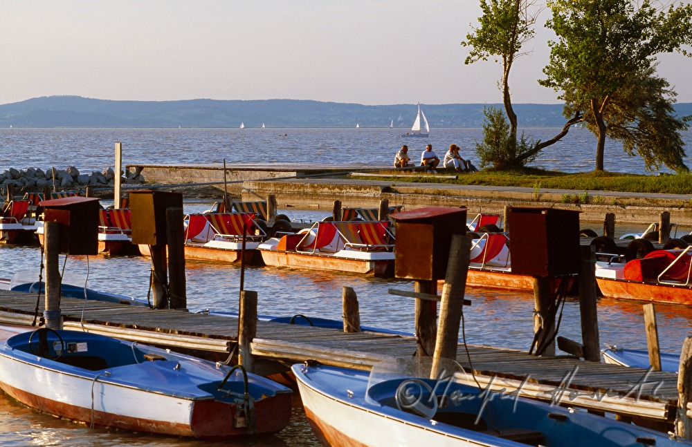 electric driven boats at a boat rental