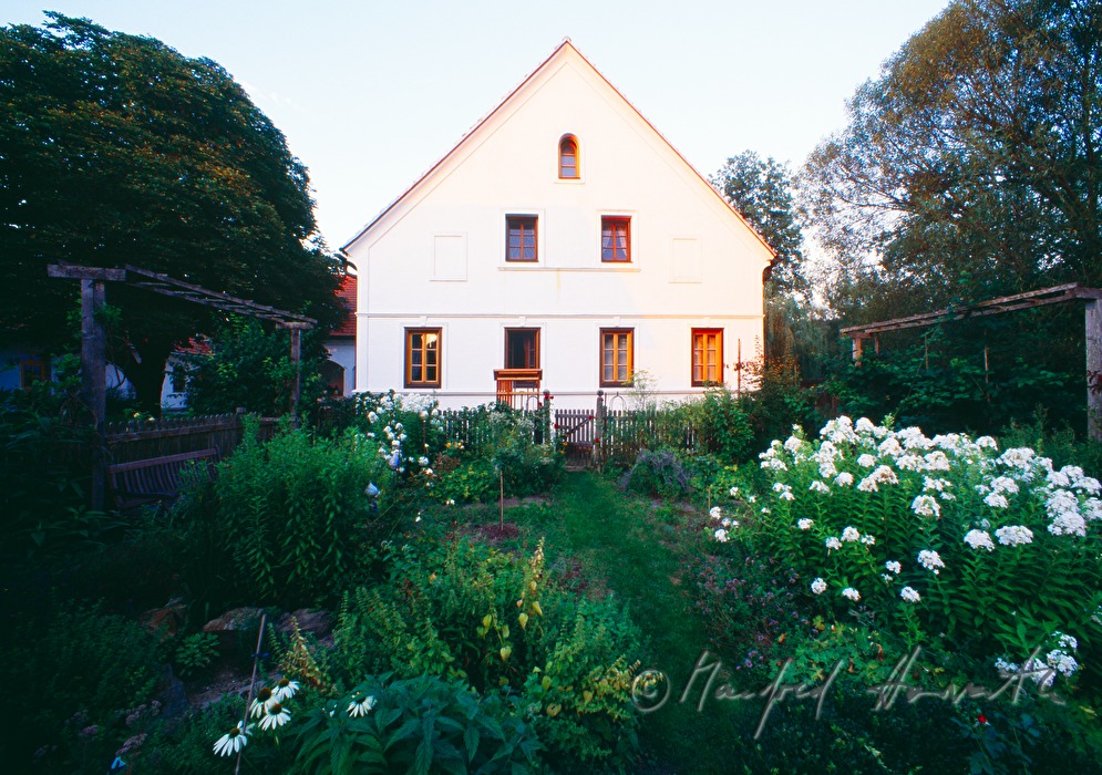 Landhofmühle Fartek (guesthouse)