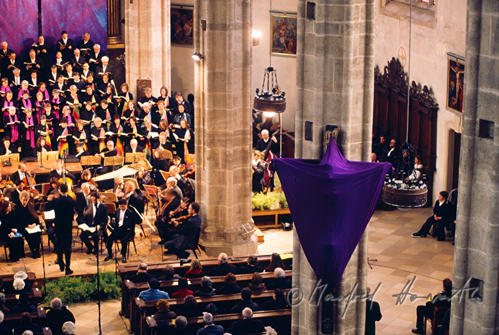 Othmar Church, Easter mass
