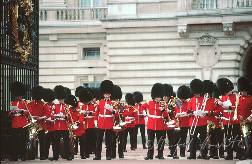 musicians of the Queens Guard