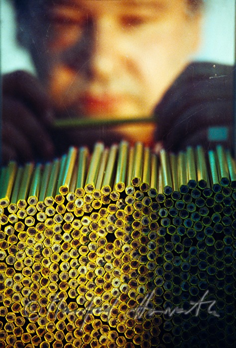 quality check of lead pencils
