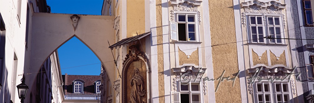 house near Pfarrplatz