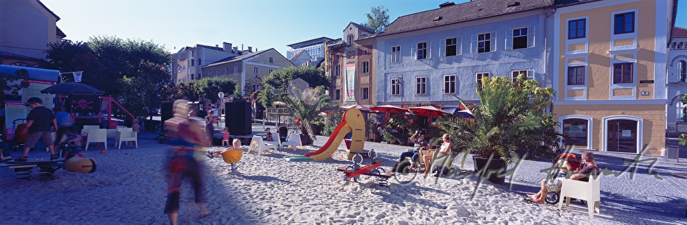 playground on the Pfarrplatz (Church Square)